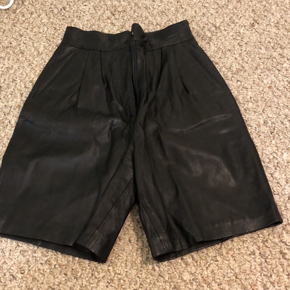 Vintage Wilsons Leather Jacket and Shorts Set - Picture 5 of 6